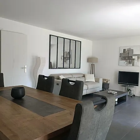 Propriete Sur Parcours De Golf דירה Saint-Raphaël
